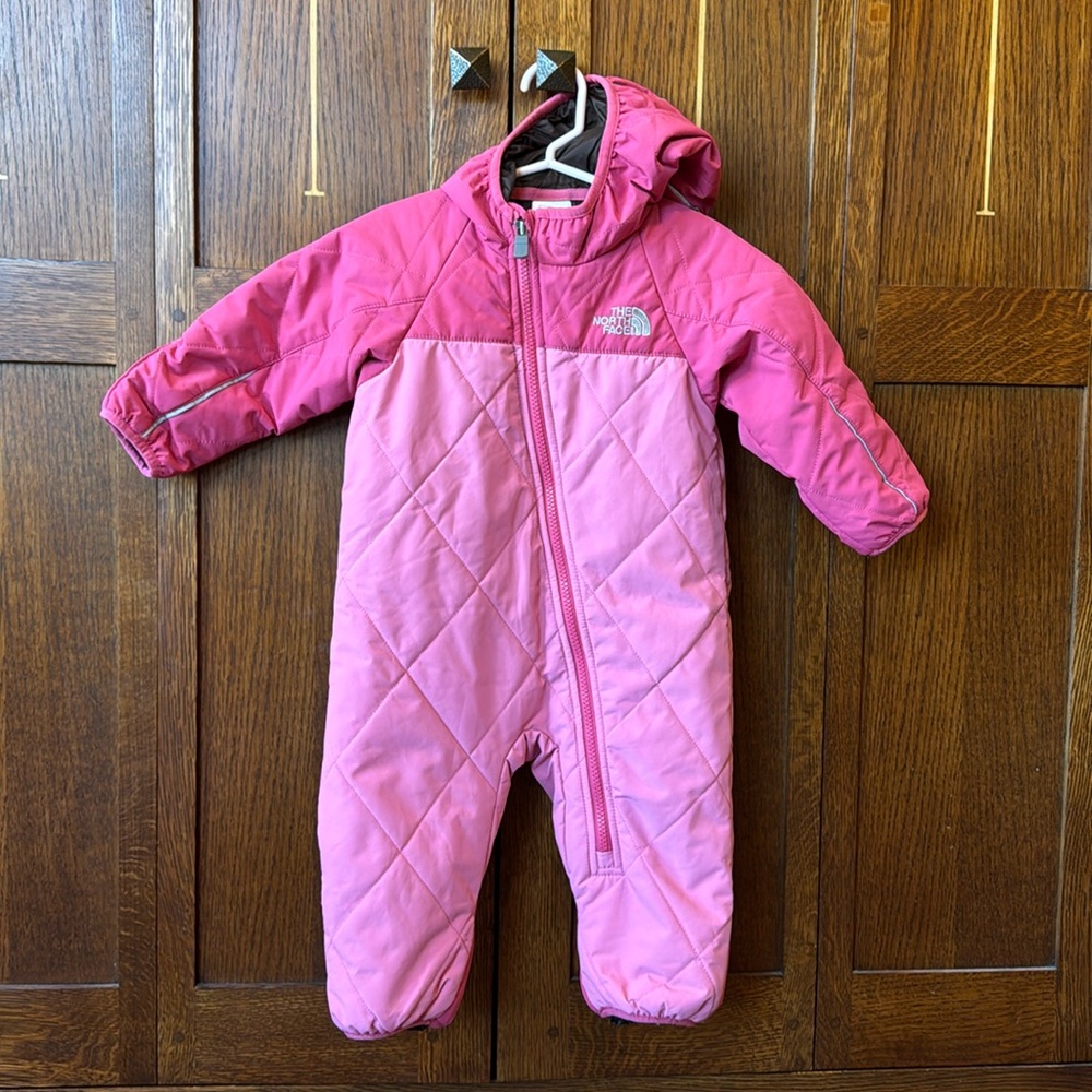 The North Face Pink Hooded Snowsuit Size 6-12 Months EUC